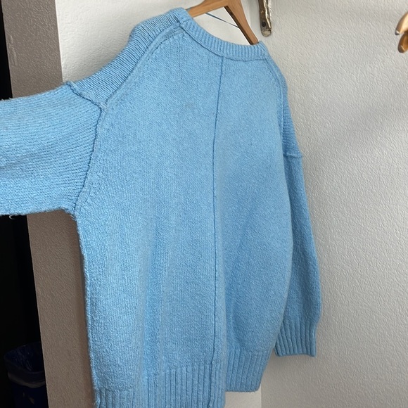 Free people oversized sweater size large - Picture 3 of 6